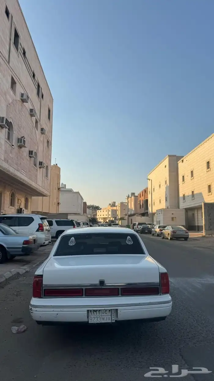 فورد لينكلون تاون كار 5