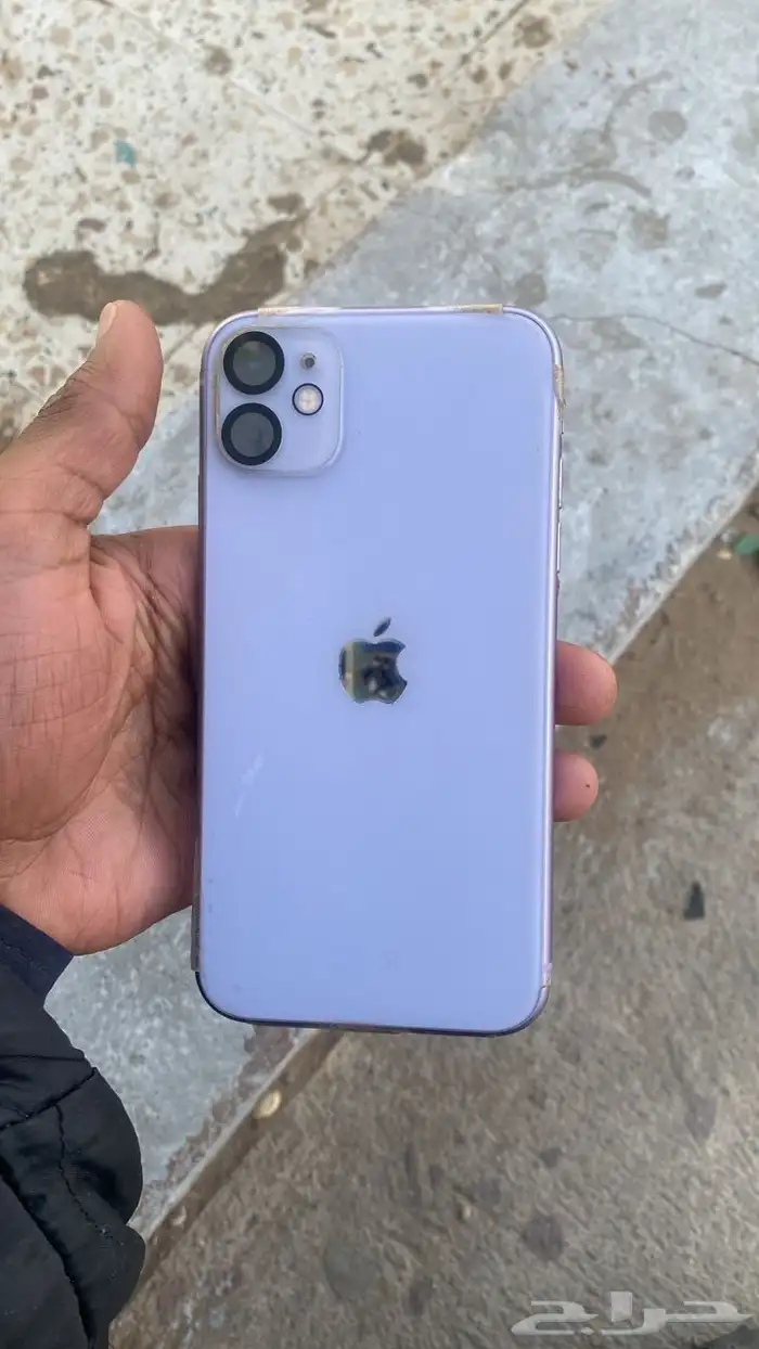 جوال 11نضيف جدا للبيع 1