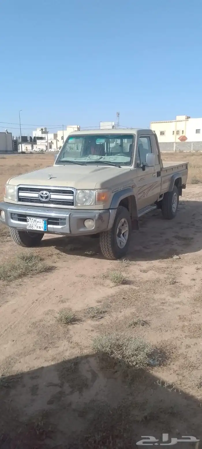 للبيع جيب شاص موديل 2013 سعودي محركات شرط بدي شرط 0