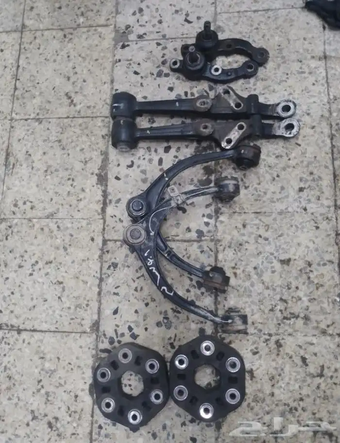 قطع غيار لكزس 2