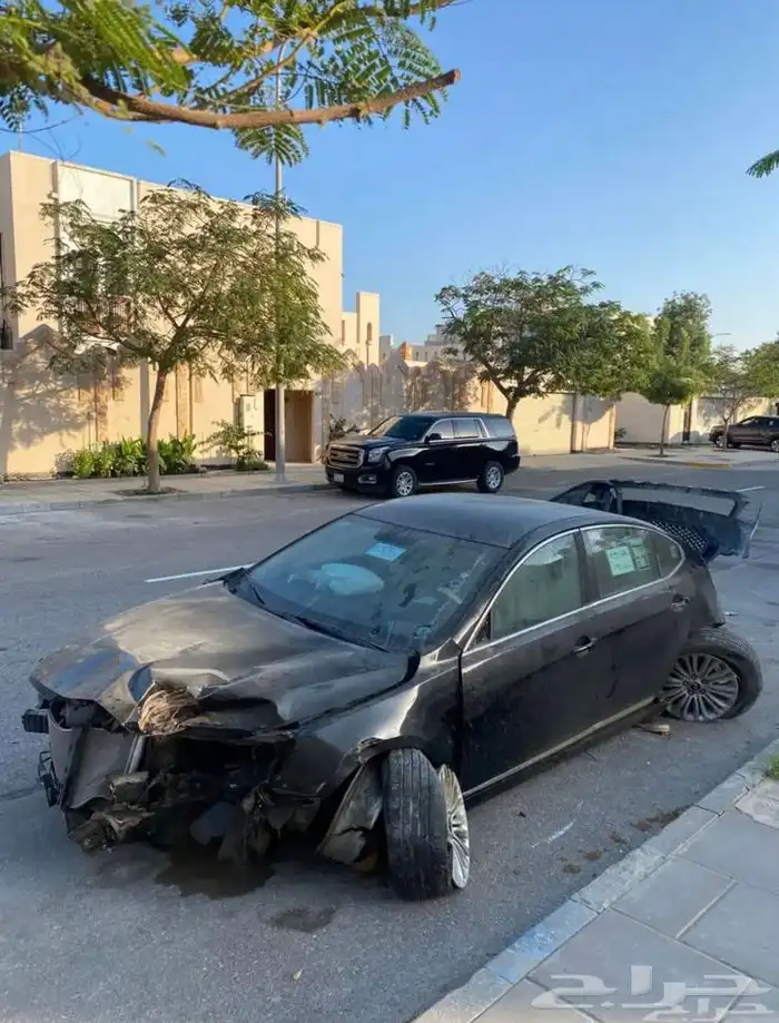 كيا كادينزا 2016 مصدوم للبيع تشليح قطع غيار 3