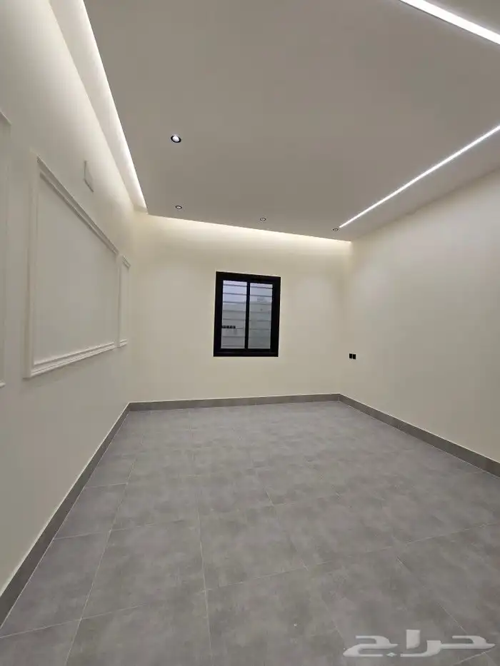 للبيع أدوار علويه 6غرف تشطيب مميز من 500 ألف طريق الثمانين 13