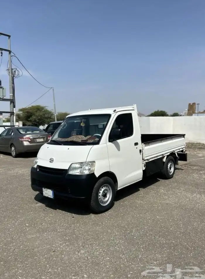 دباب ديهاتسو للإيجار 0