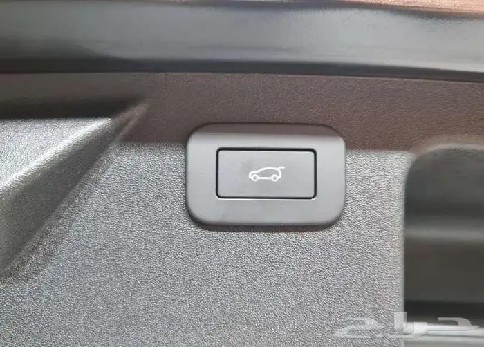 لاند روفر ديسكفري 2024 معرض الميموني للاستيراد من كوريا 12