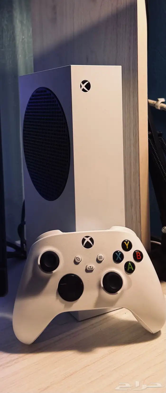 جهاز ألعاب من إكس بوكس 0