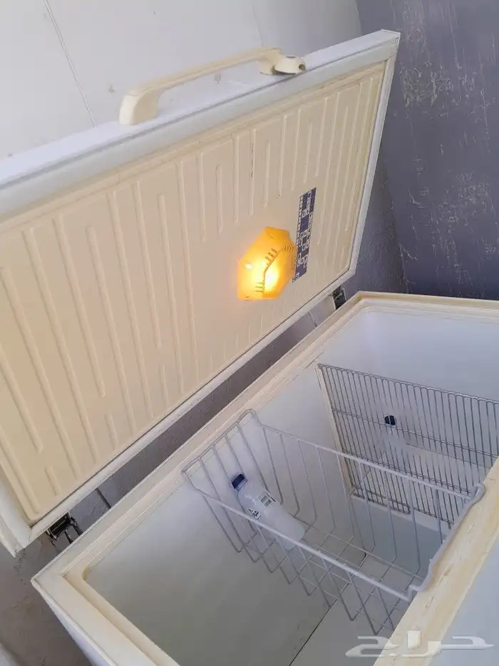 الخرج الموقع الخرج فريزر وسط كهر220 عالشىرط الخرج 2