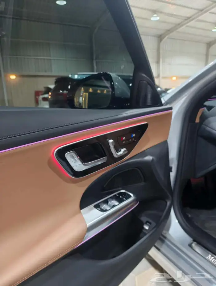 مرسيدس E200 2025 7