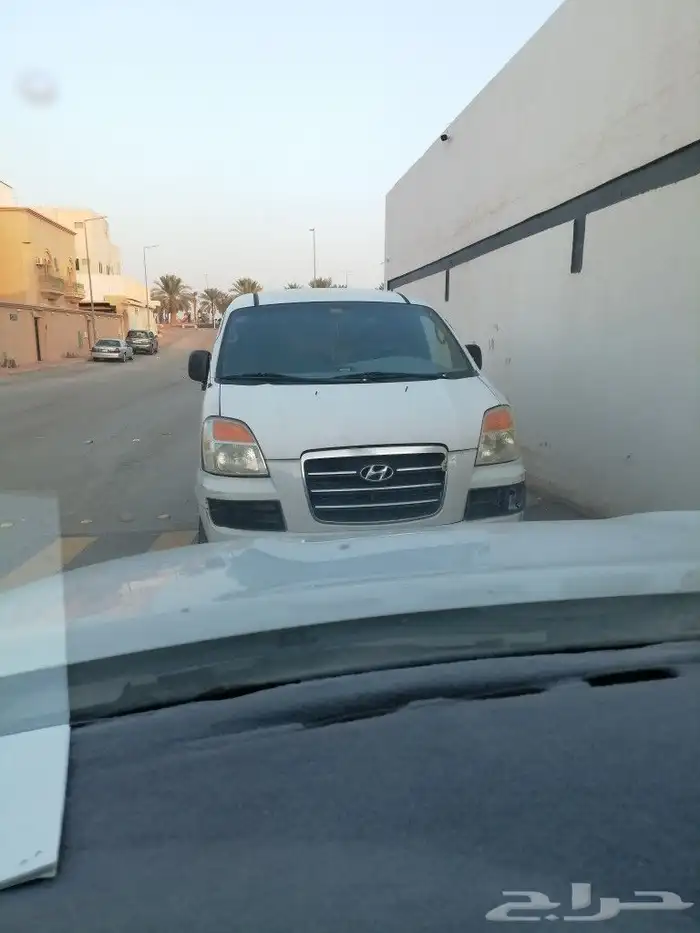 إيجار شهري1500  اتش وان موديل 2007م لون ابيض بنزين 2