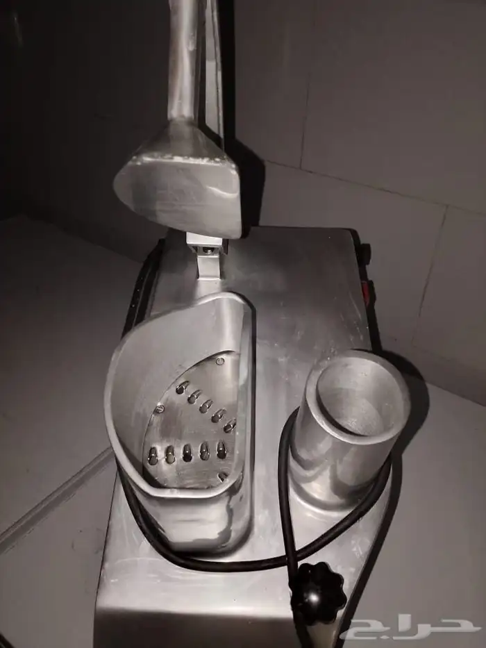 للبيع مستعجل ع السوم قطاعه خضار وفرن سير التواصل واتساب 6