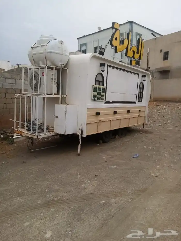 فودترك للبيع مساحة طول 4متر عرض 2 0