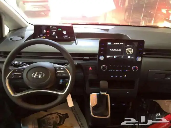 هيونداي ستاريا ديزل 11 راكب 2025 ب 110500غير شامل الضريبة 14