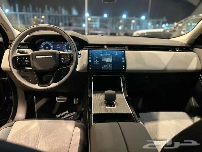 رنج روفر فيلار 2025 2