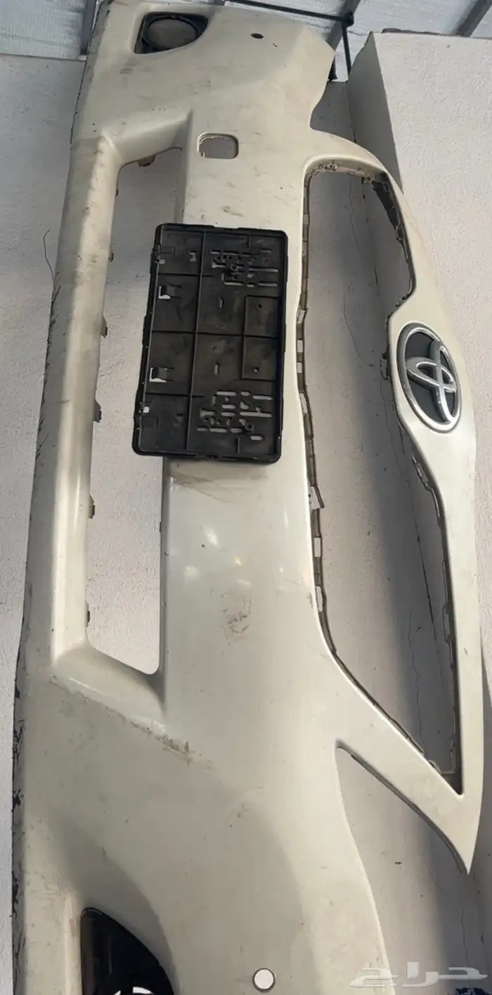 صدام وشمعات كامري 2011 0