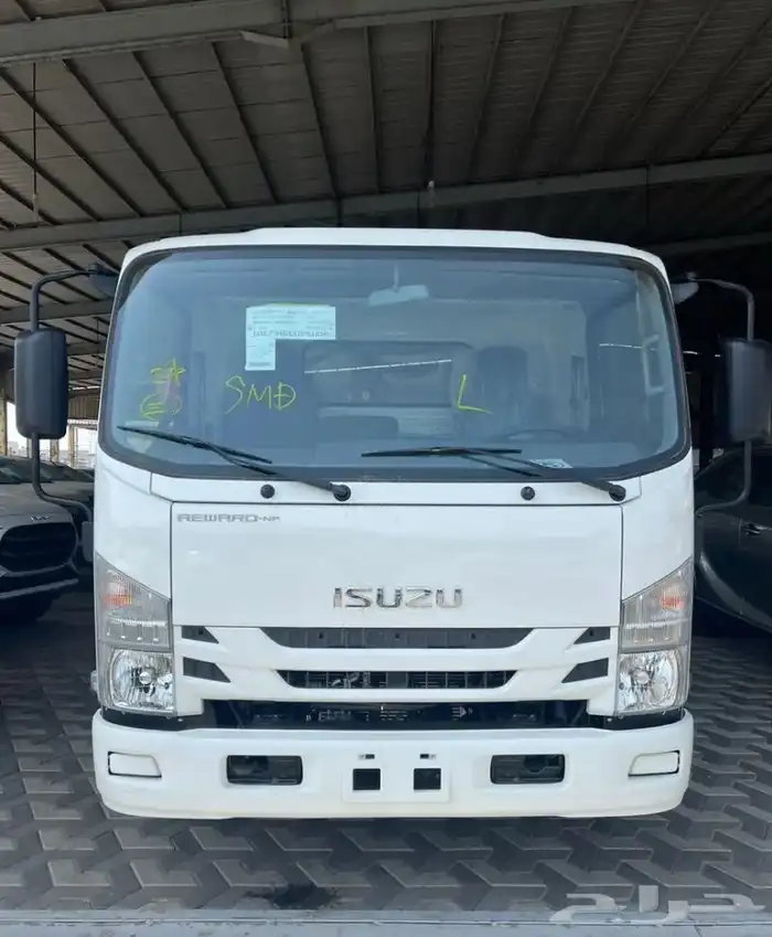 ايسوزو دينا 2025 ياباني 5 طن و 6 طن 1