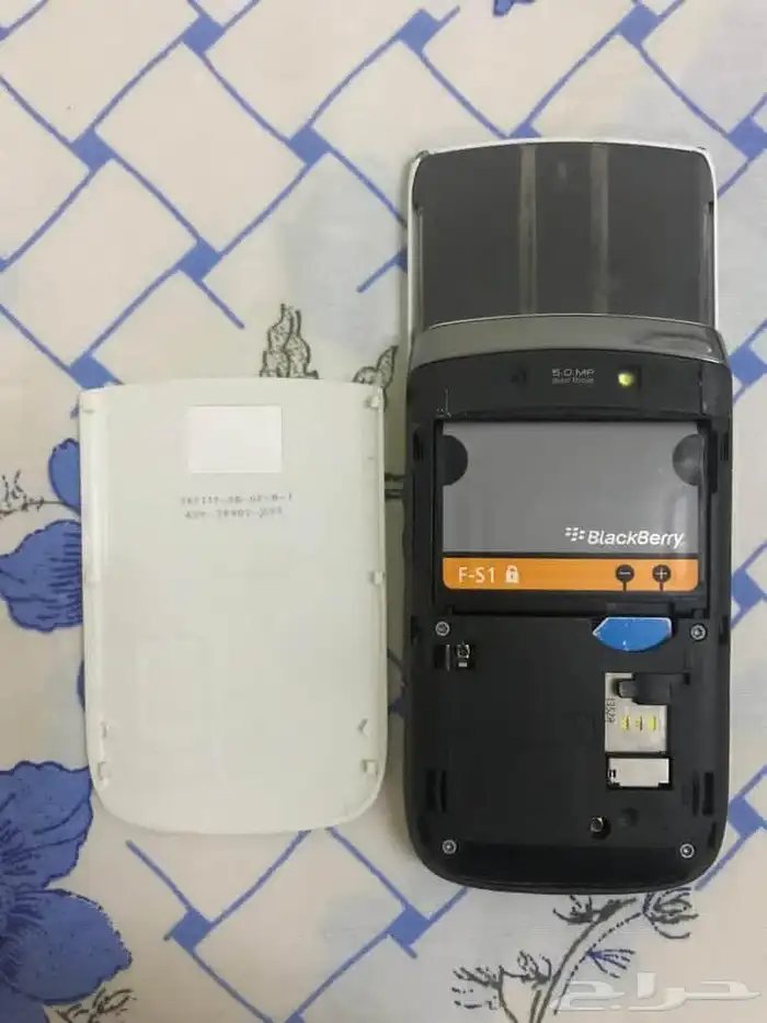 بلاك بيري تورش للبيع شغال بدون اي مشاكل 4