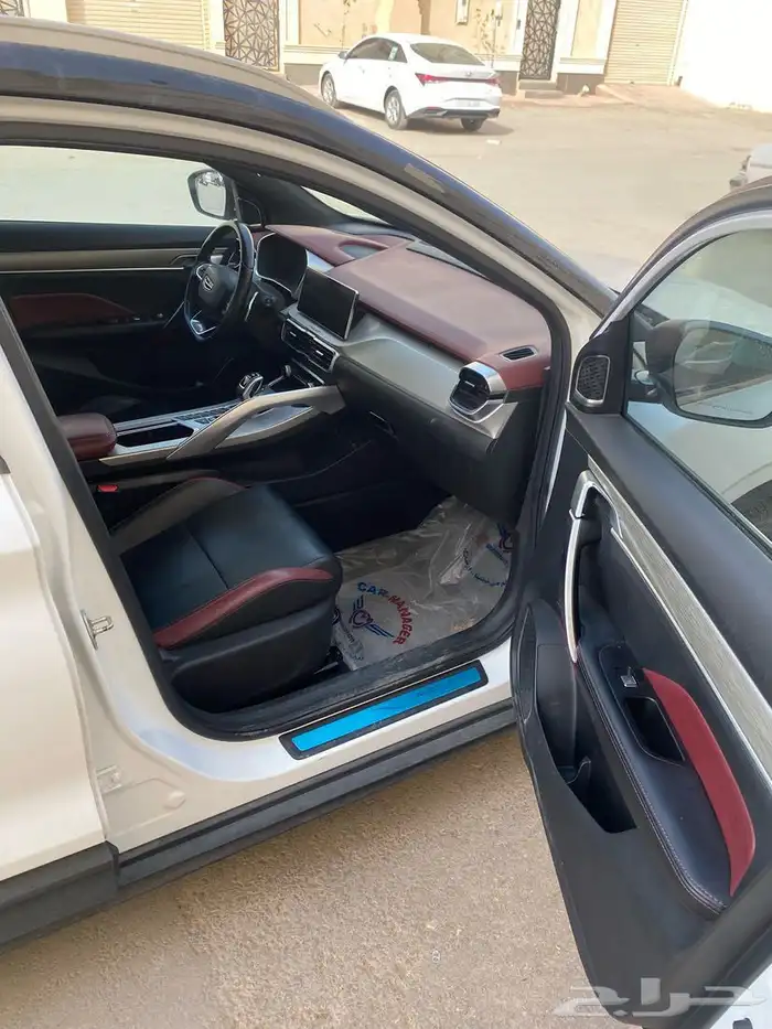 للبيع جيلي كولراي فل كامل موديل 2021 مالك أول 6