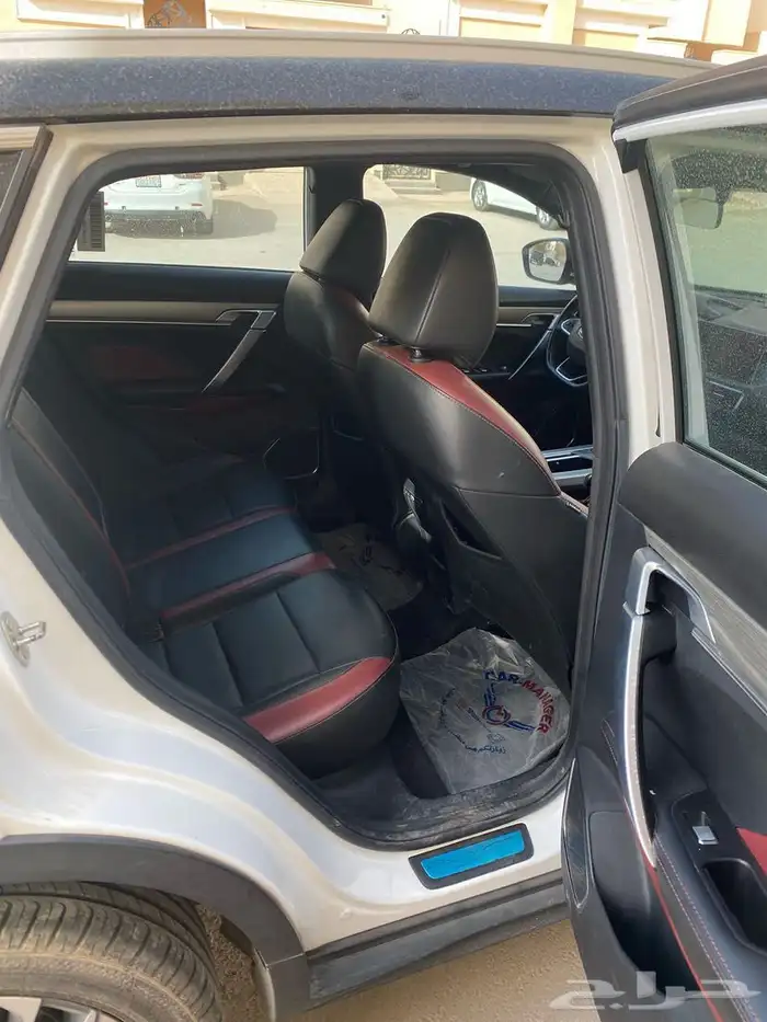 للبيع جيلي كولراي فل كامل موديل 2021 مالك أول 8