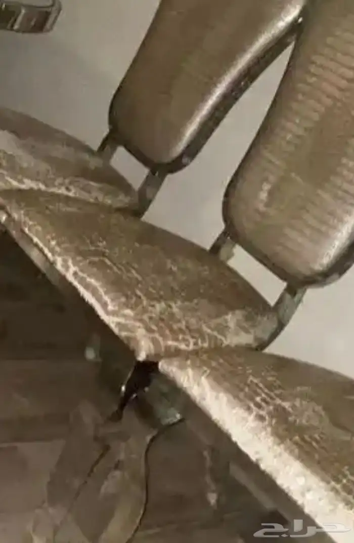 للبيع طاولة طعام 0