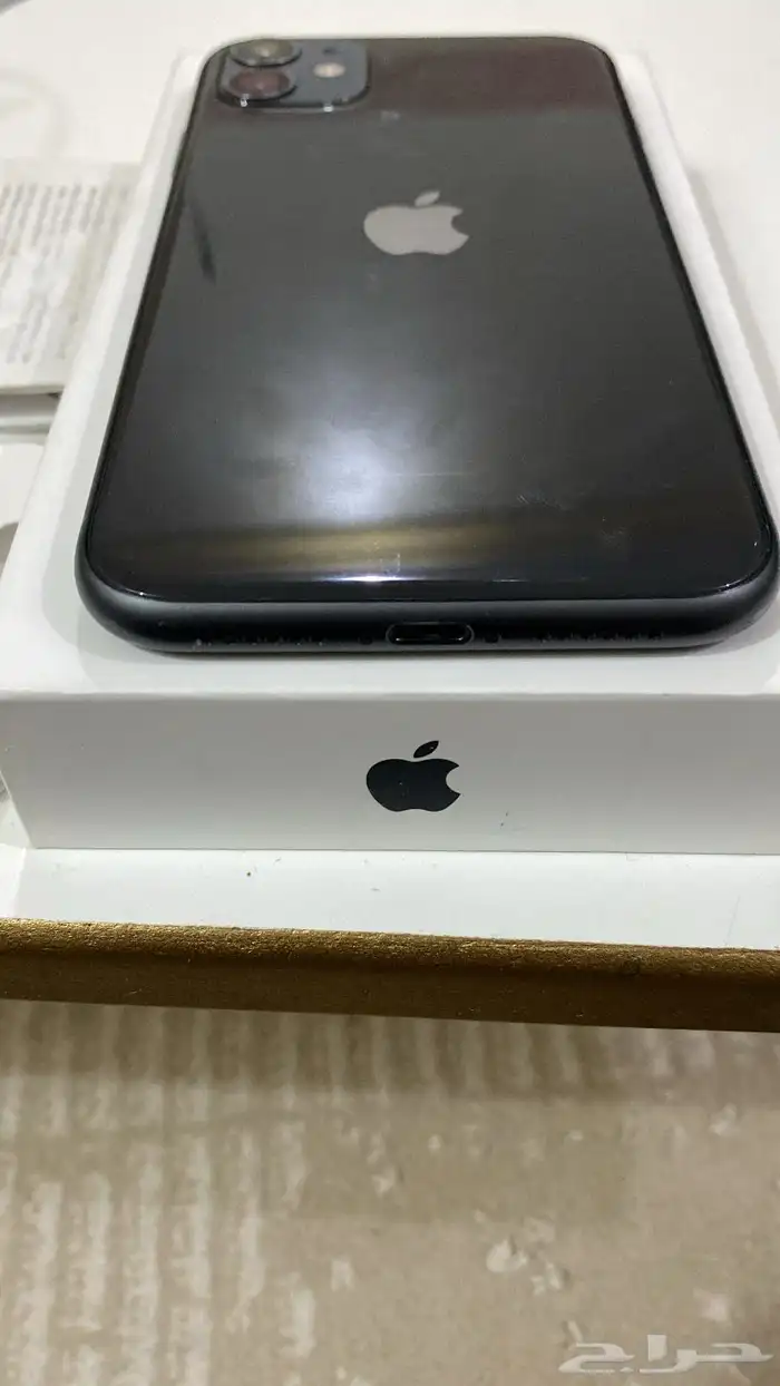 ايفون 11 نظيف جدا 6