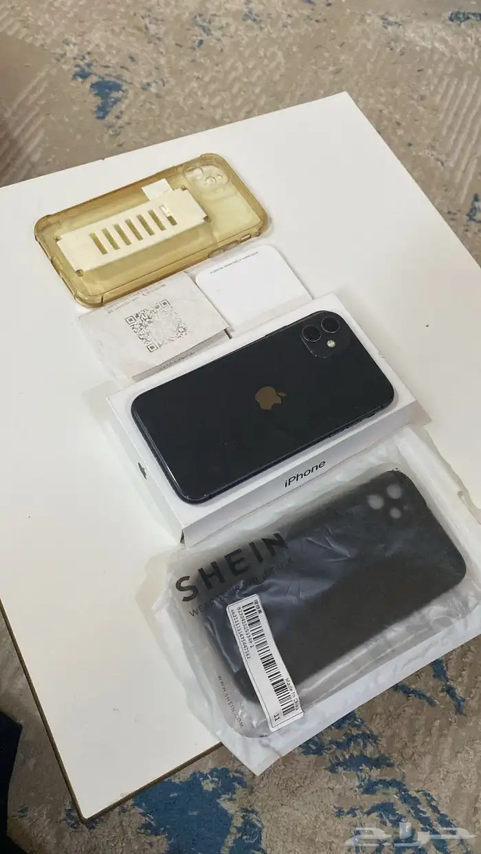 ايفون 11 نظيف جدا 4