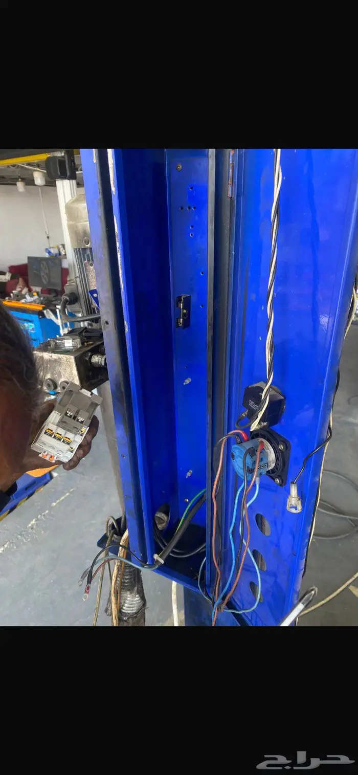 تركيب رافعات سيارات وبساتم مغاسل سيارات 5