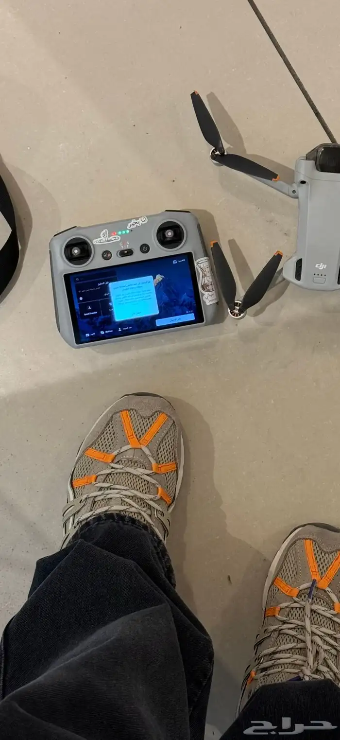 مصور درون مصور عقاري مصمم 8