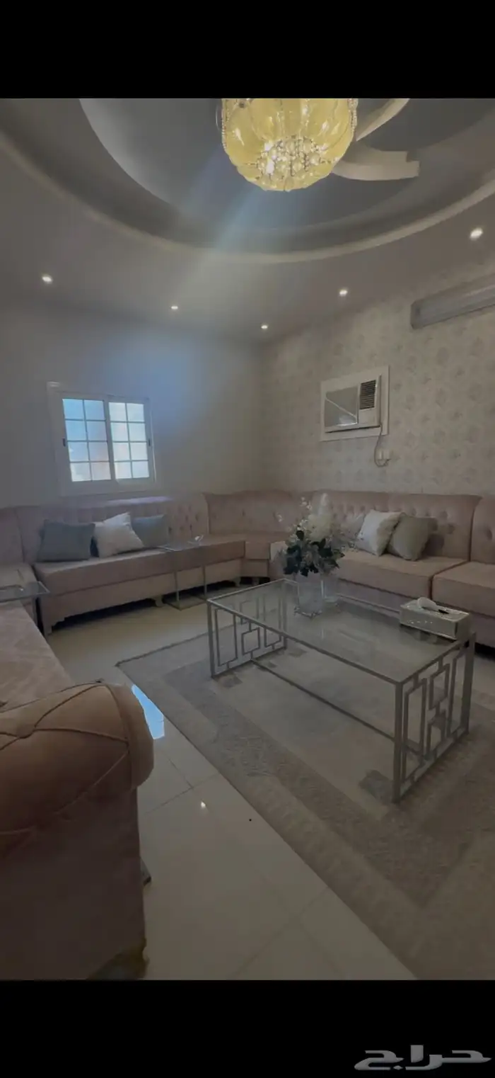 كنب متصل 4 في 5 جديد ونظيف 0