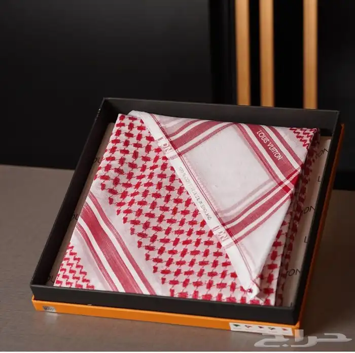 شماغ انجليزي اصلي ماركة lv 0