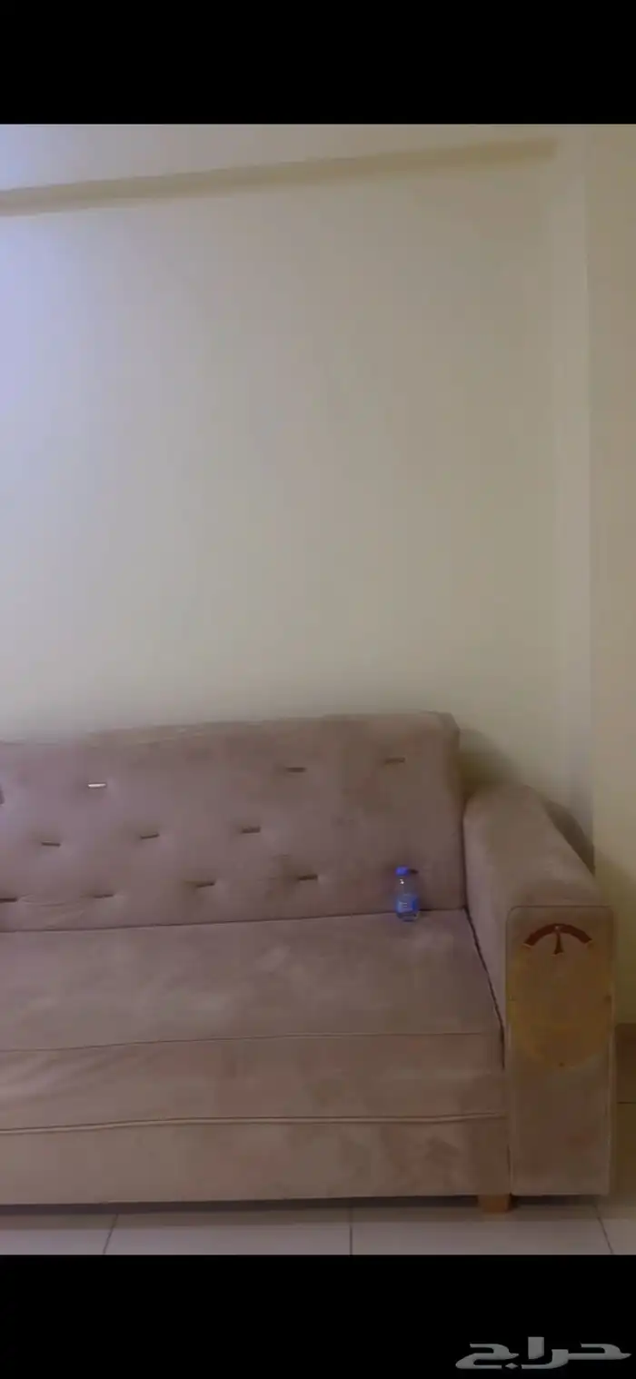 كنب لونه بيج مخمل شامواه 1