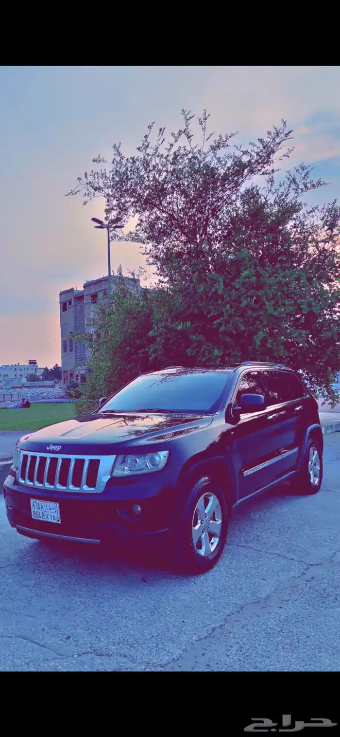 Jeep Grand Cherokee 2011 full option 1
