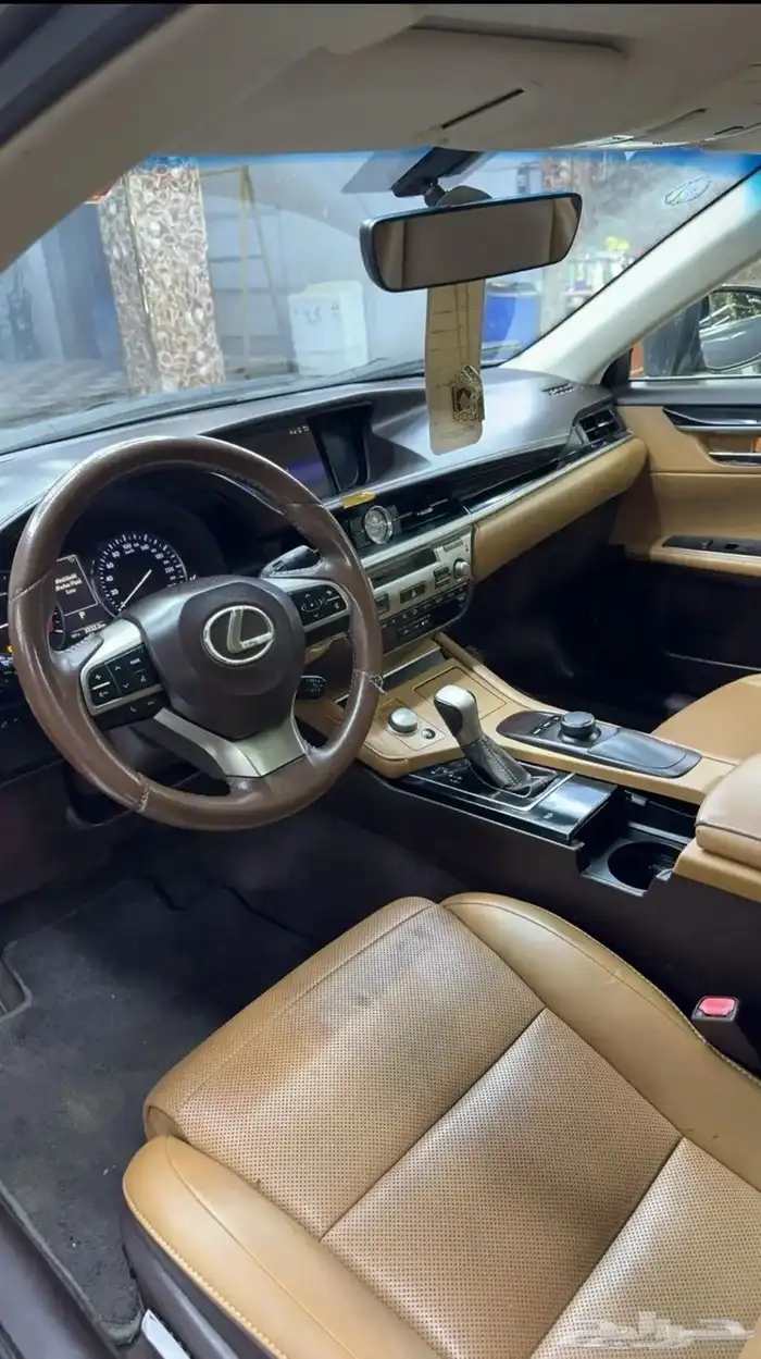 لكزس للبيع 2