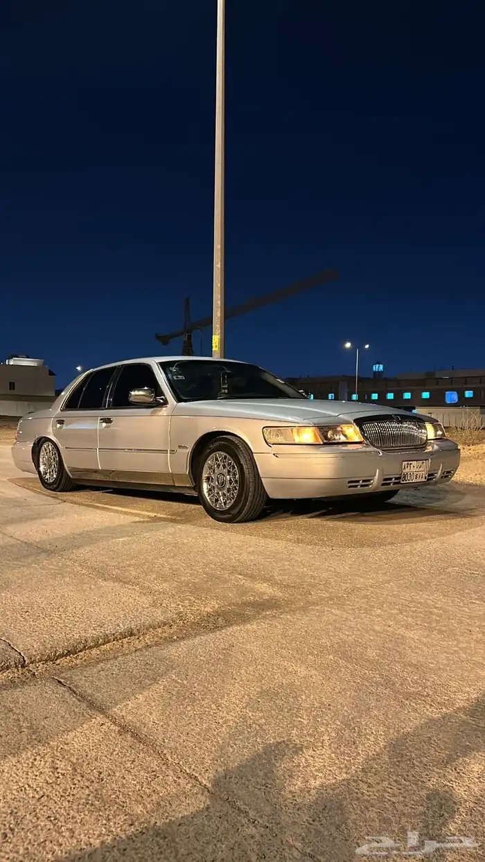 فورد ماركيز 2001 4