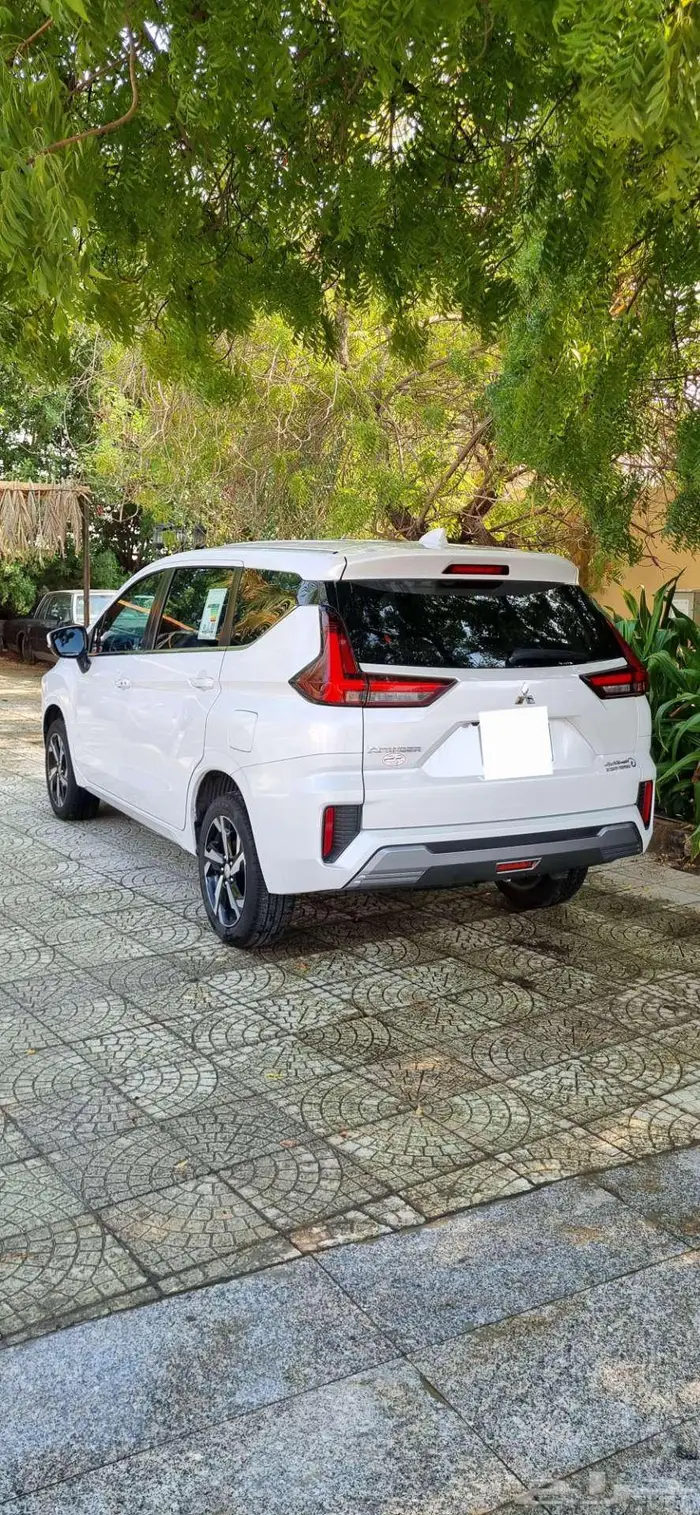 للبيع ميتسوبيشي 2025 ممشى قليل 2