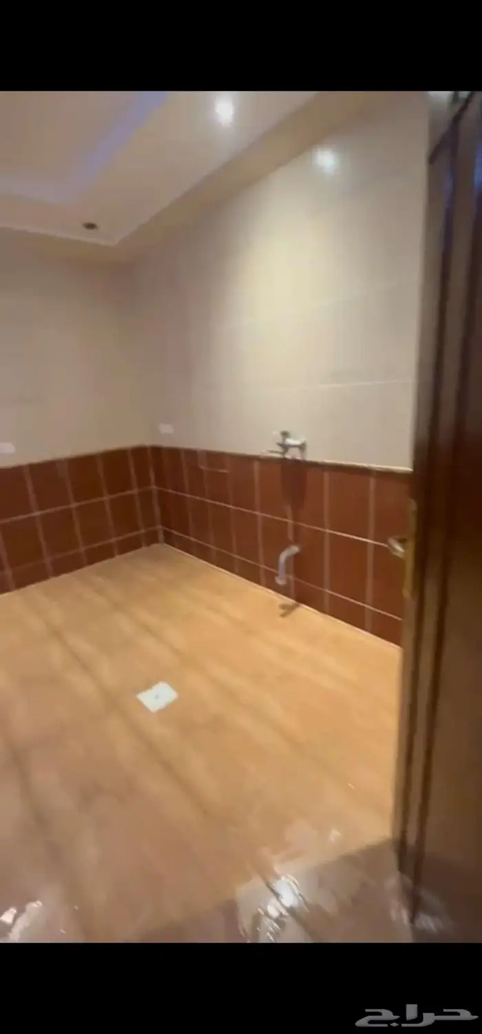 للبيع في روف دورين ومصعد خاص حي المروة 9