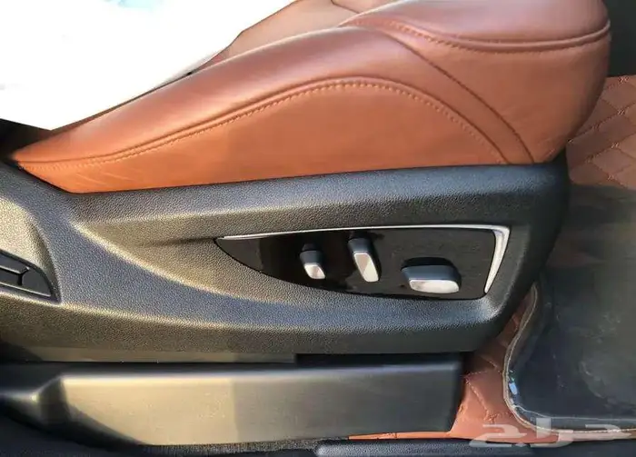 كاديلاك اسكاليد 2020 فل كامل قصير ممشي 34 ألف قليل مخزنة 25