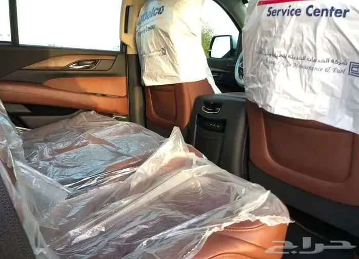 كاديلاك اسكاليد 2020 فل كامل قصير ممشي 34 ألف قليل مخزنة 46