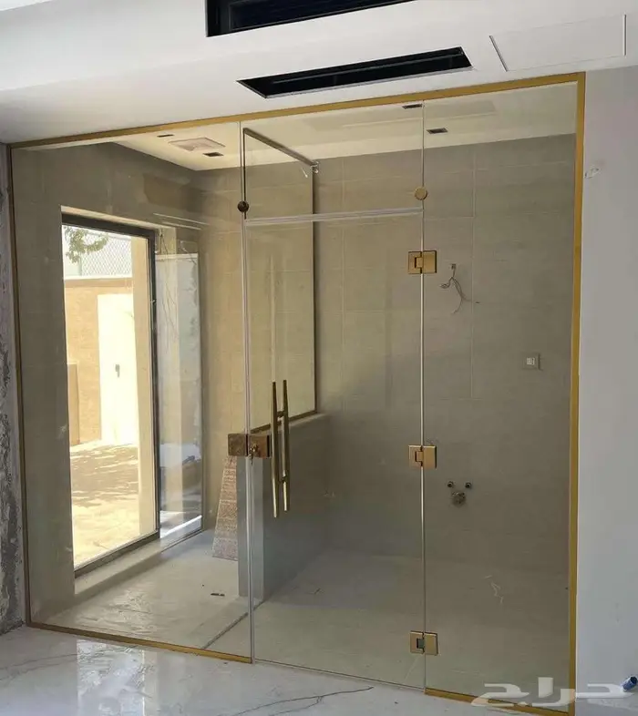 زجاج سكريت زجاج مكاتب تفصيل مكاتب زجاج درابزين زجاج شاور 4