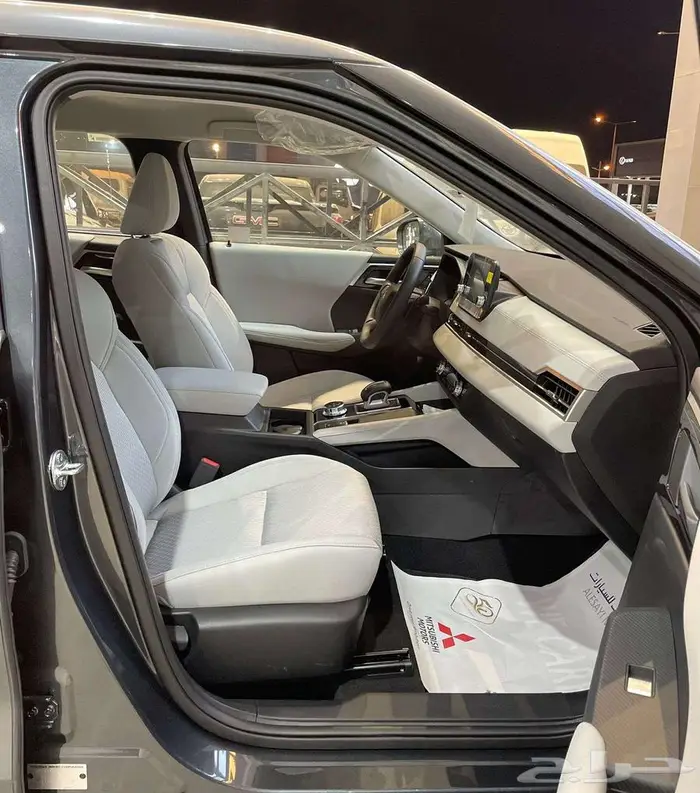 ميتسوبيشي اوتلاندر ستاندر 5 مقاعد بدون دبل 2025 اقساط 9