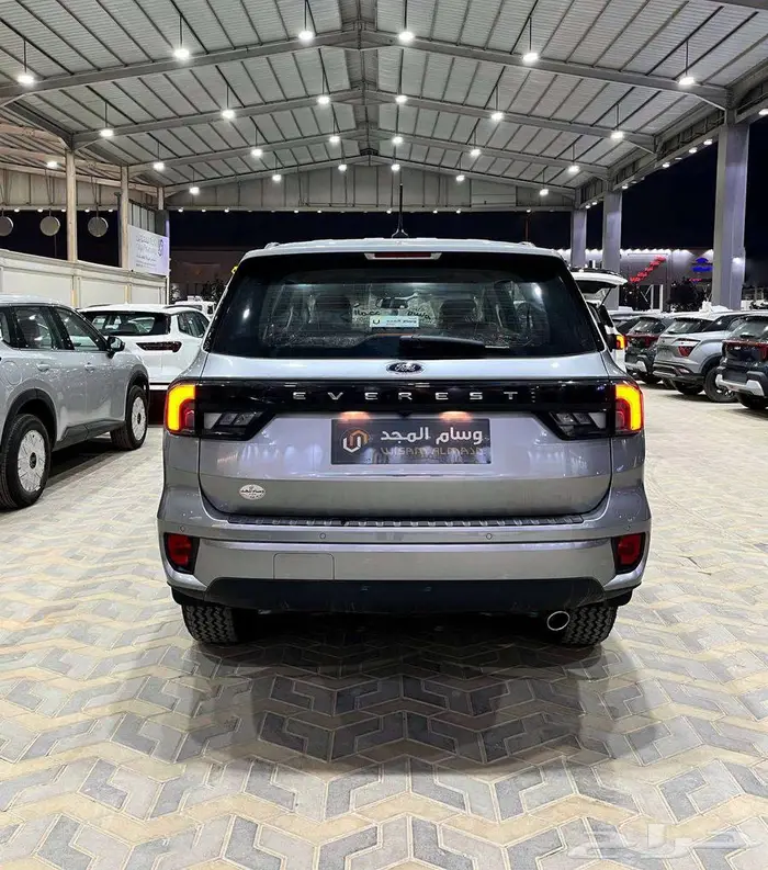 عرض خاص فورد ايفرست XLS بنزين 2.3 موديل 2025 بطاقه جمركيه 5