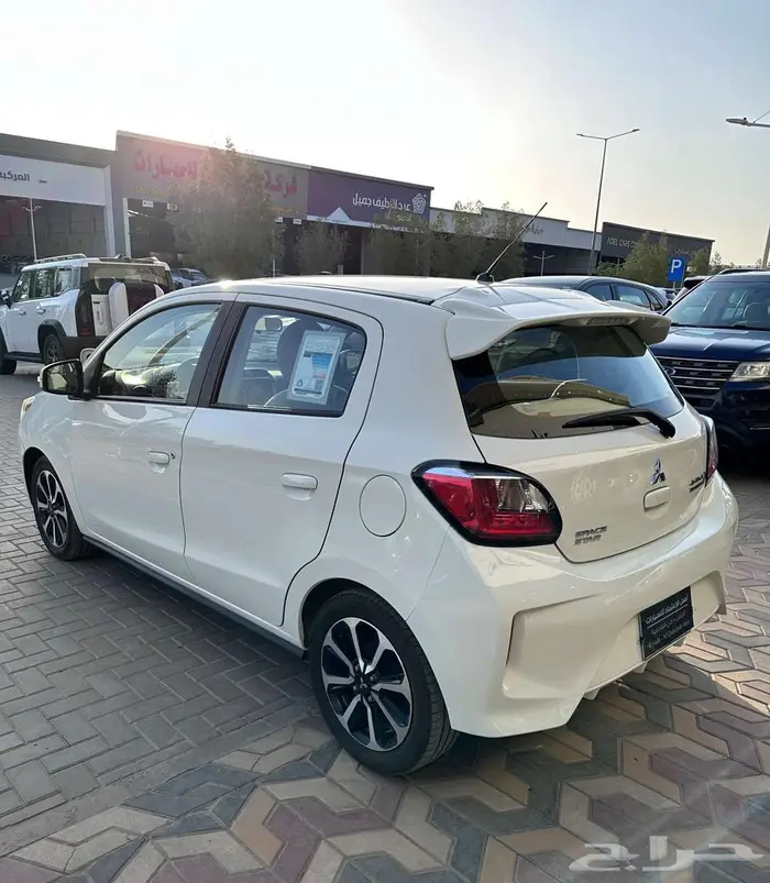 ميتسوبيشي سبيس ستار 2023 24