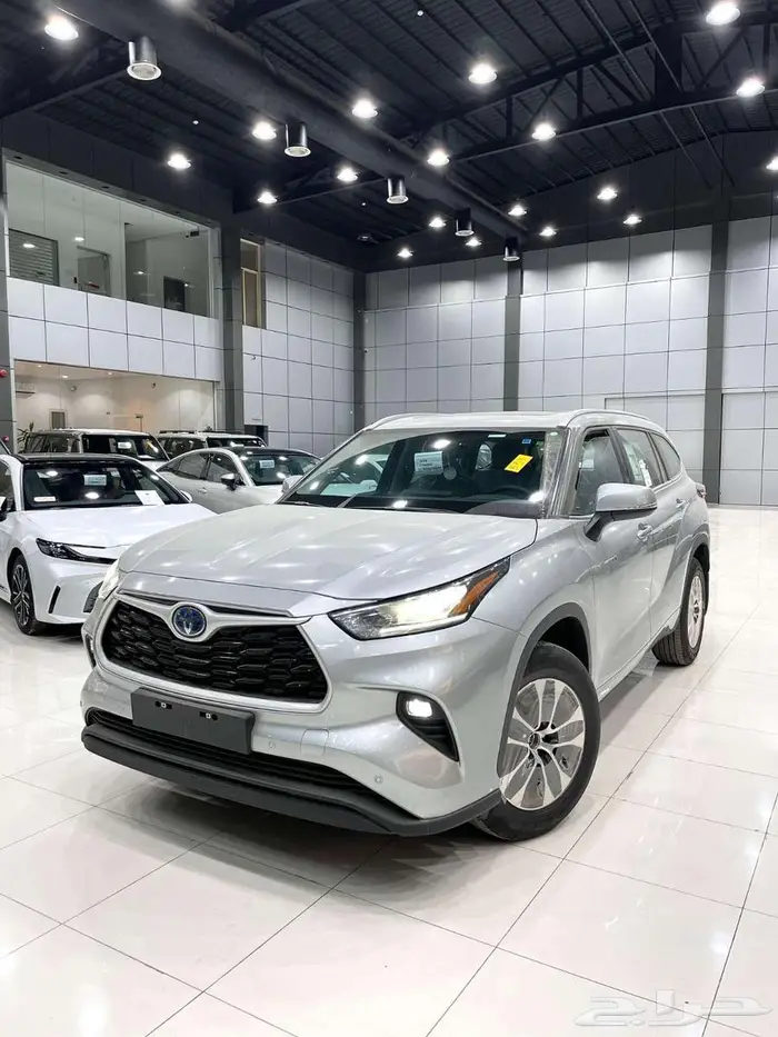تويوتا هايلاندر GLE نص فل 2025 سعودي 1