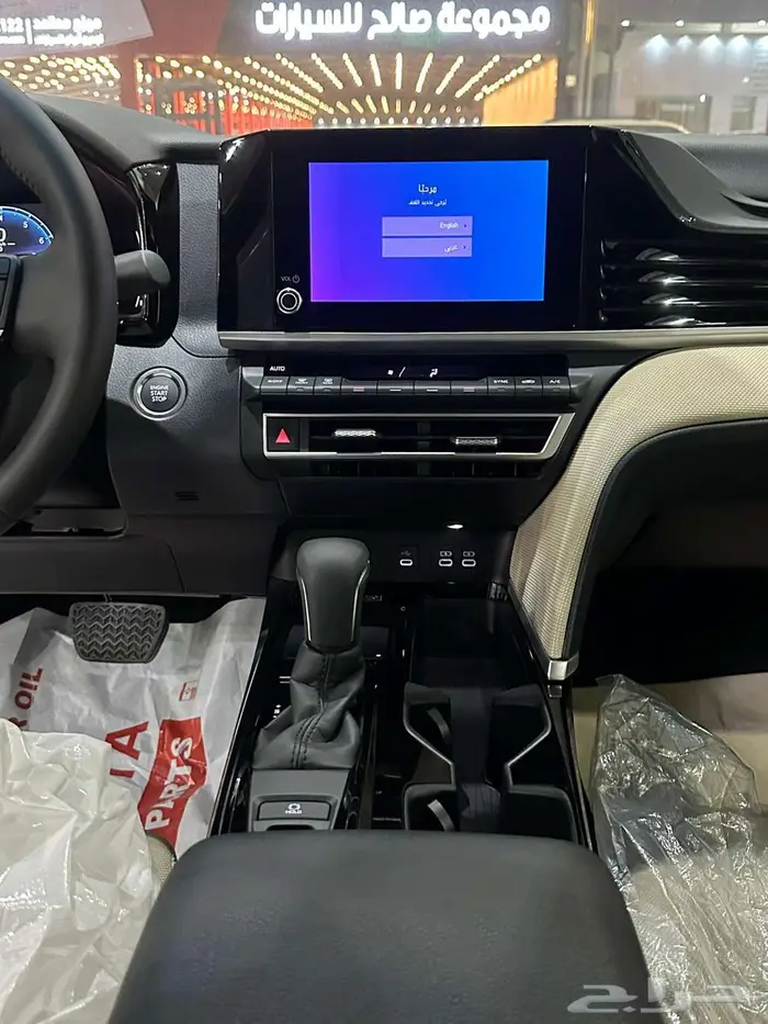 تويوتا كامري L E موديل 2025 عبد اللطيف جميل اصفار 4