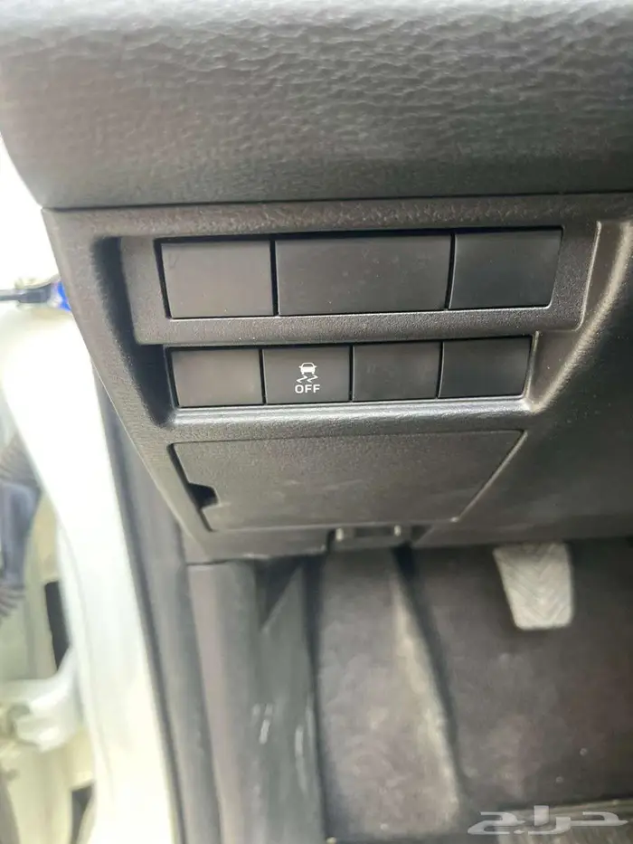 ميتسوبيشي L200 جير عادي ديزل دبل 4 4 موديل 2024 اقل سعر 18