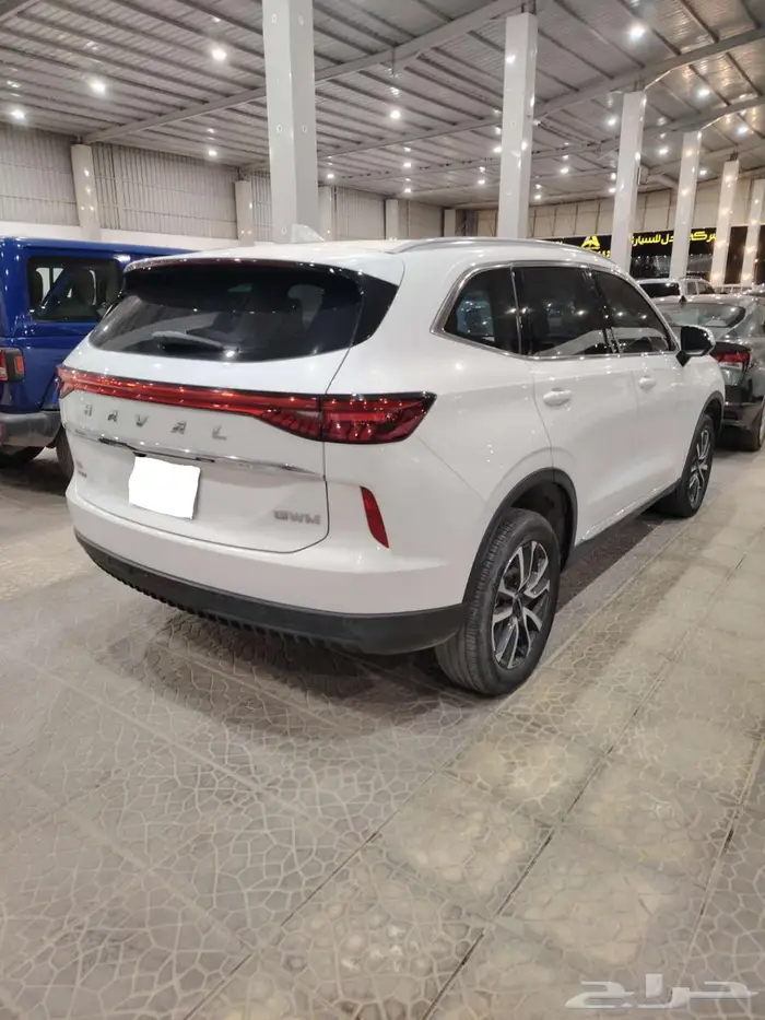 هافال 2022 H6 ابيض 3