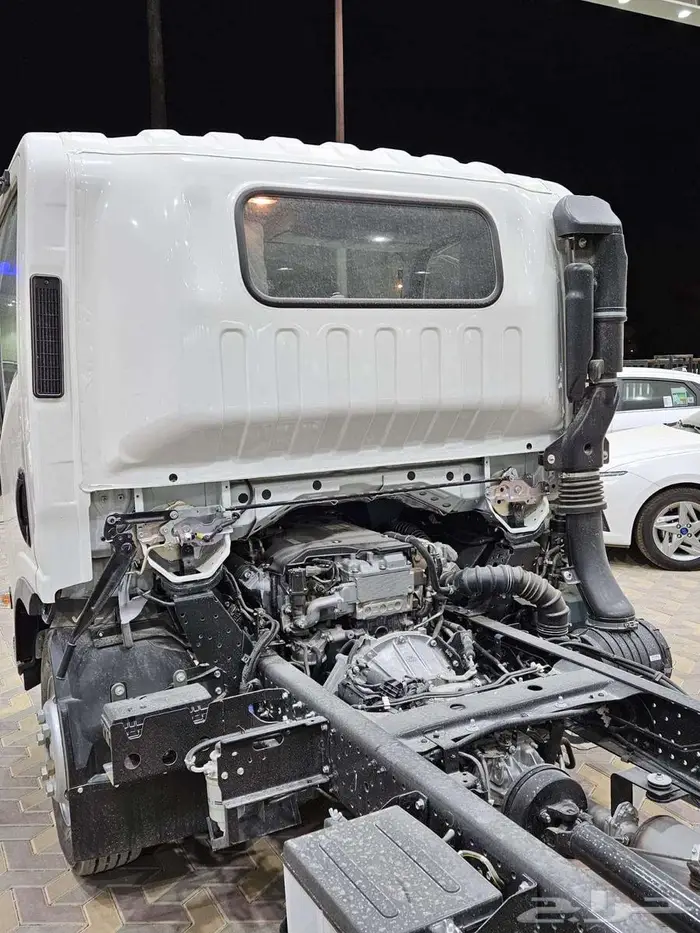 ايسوزو دينا 4 طن شاص طويل مكيف 2025كاش وأقساط 4