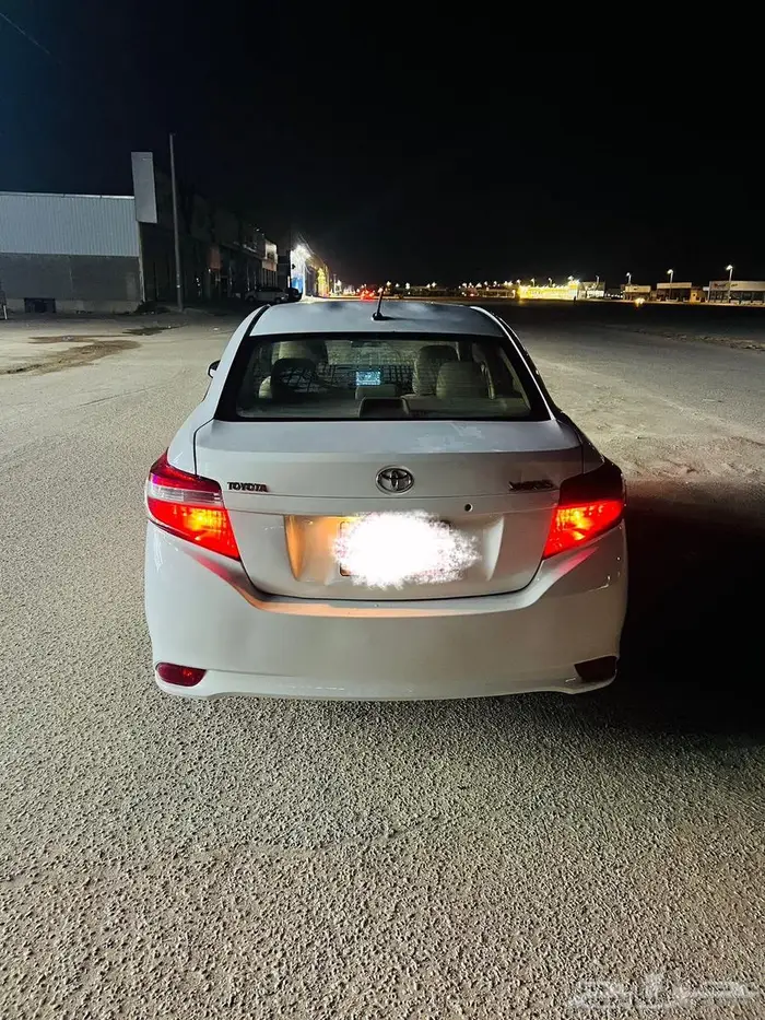 تويوتا يارس 2014 12