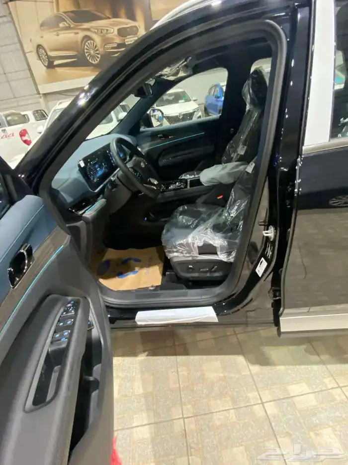 فورد تيريتوري تيتانيوم 2025 8