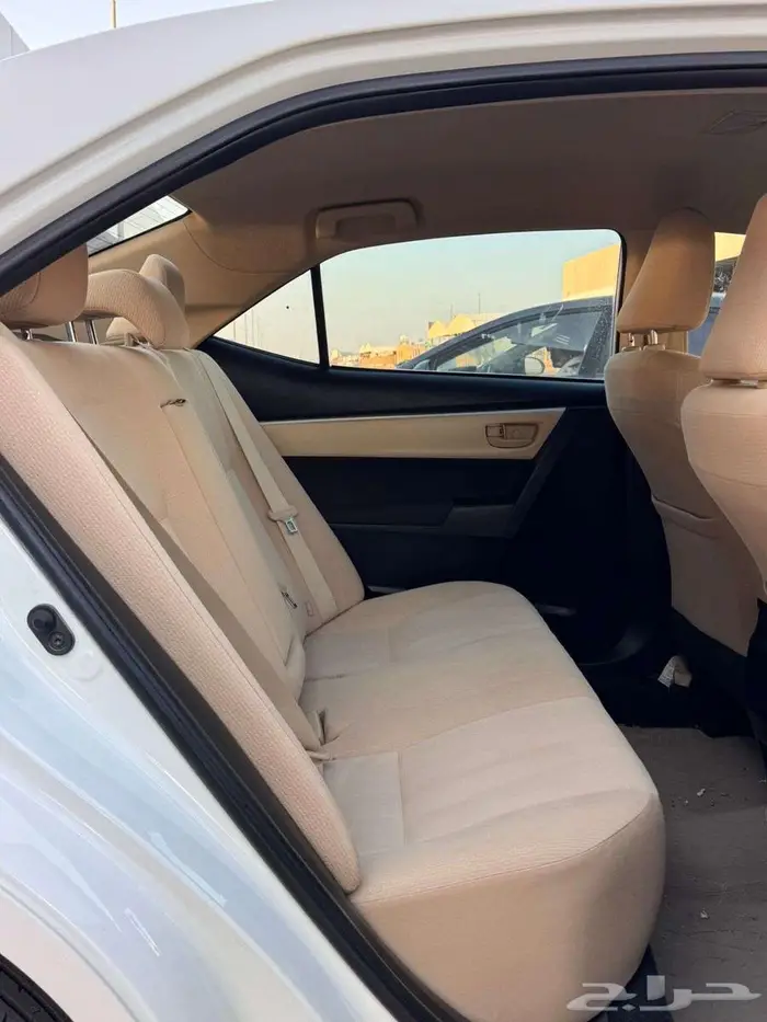 تويوتا كورلا 2018 8