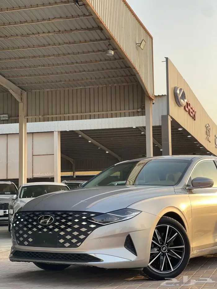 ازيرا بدي وكالة ستة سلندر 2021 4