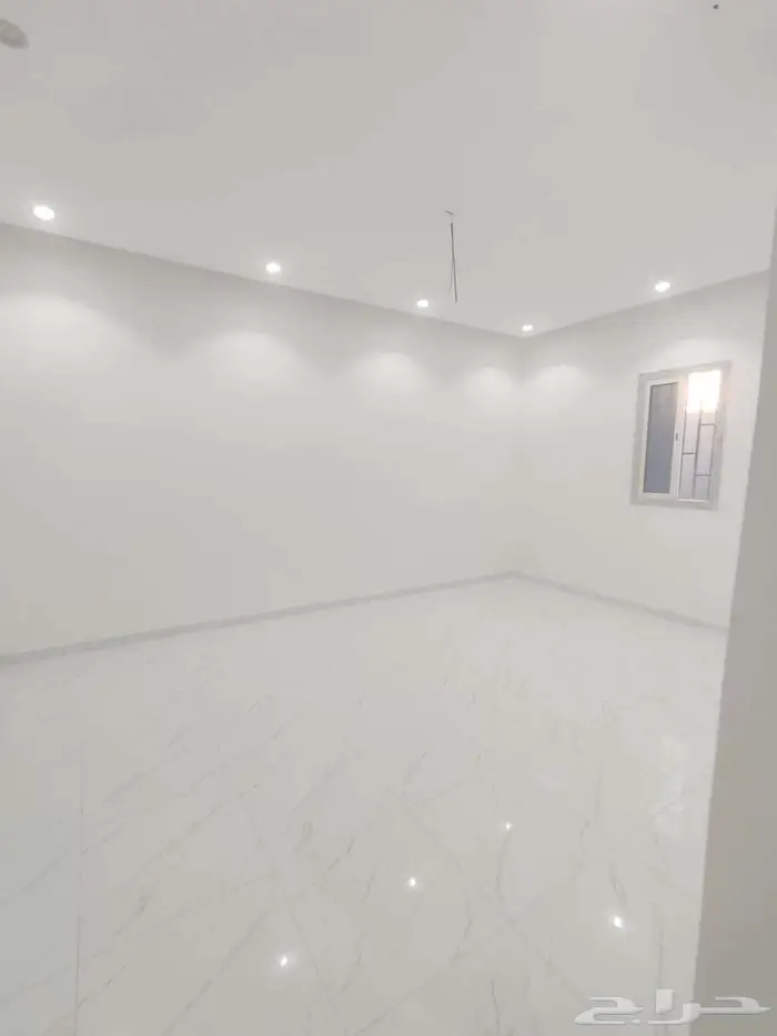 دور كامل مساحه 630 للبيع حي القدس 8